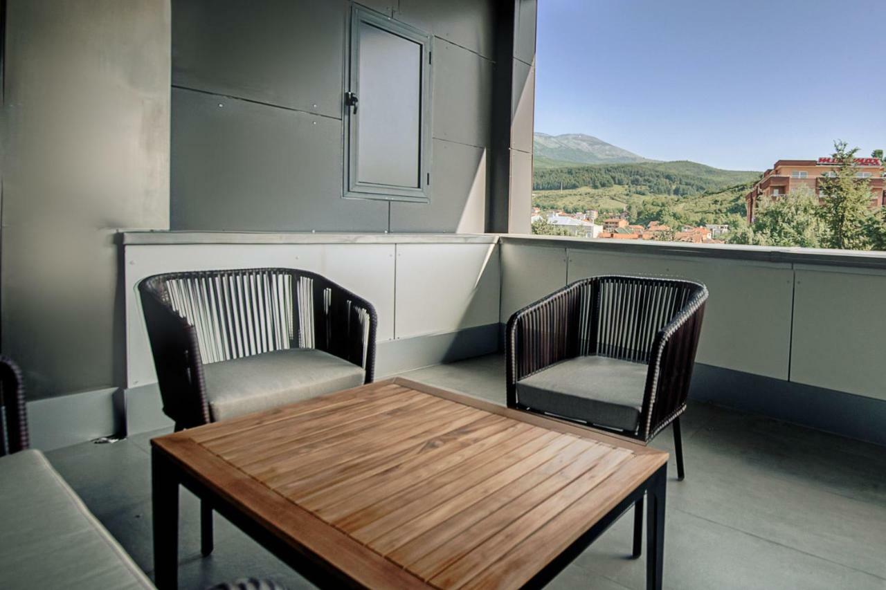 Seraphine Plaza Peje Exterior photo